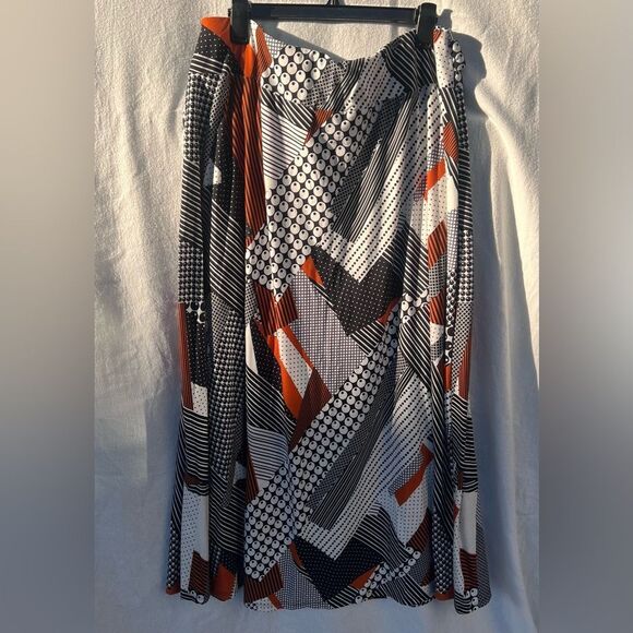 Robert Louis Geometric Black and Orange Maxi Skirt - Picture 3 of 4